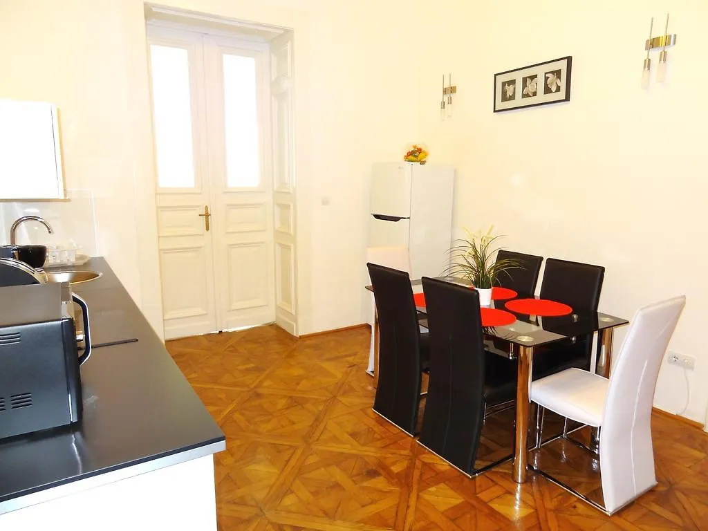Erzsebet Boulevard Apartment Boedapest