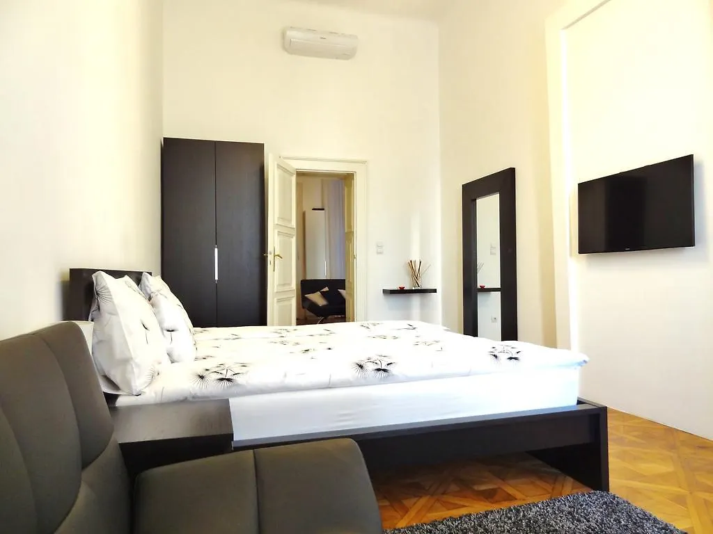 Erzsebet Boulevard Apartment Boedapest