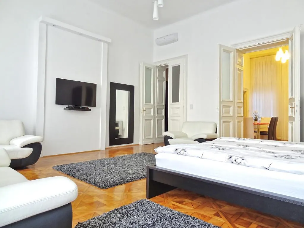 Erzsebet Boulevard Apartment Boedapest
