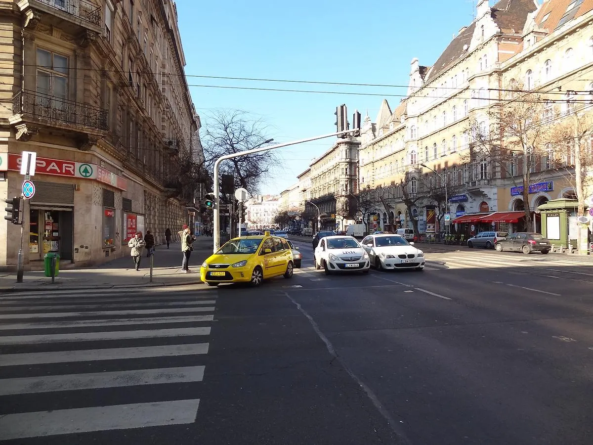 Erzsebet Boulevard Apartment Boedapest